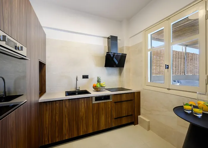 Balcony Luxury 아파트 *