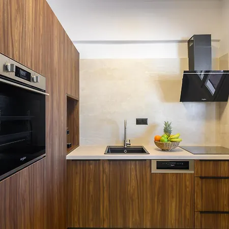 Balcony Luxury Apartment Kalamata
